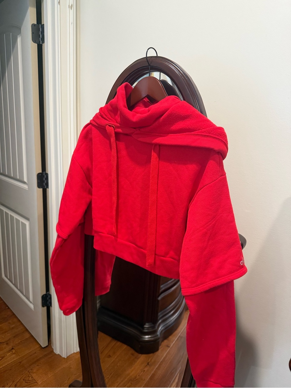 ALO Yoga Eternal Hoodie, Size S